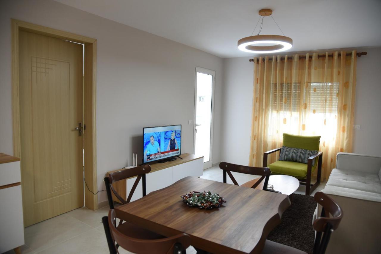 Alex'S Apartment Дуррес Экстерьер фото